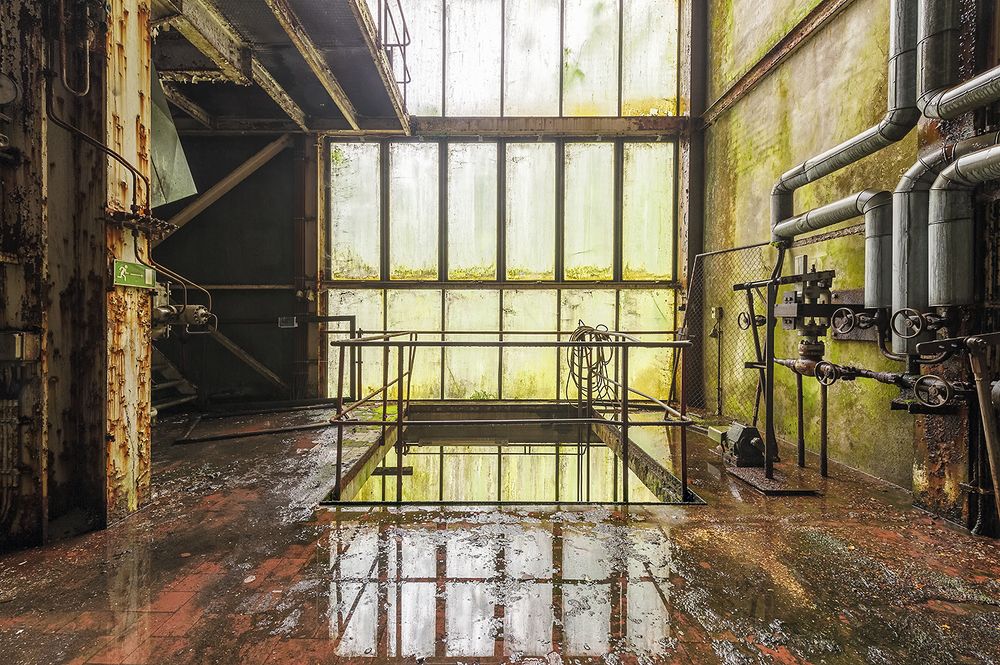 Dark waters for green memories