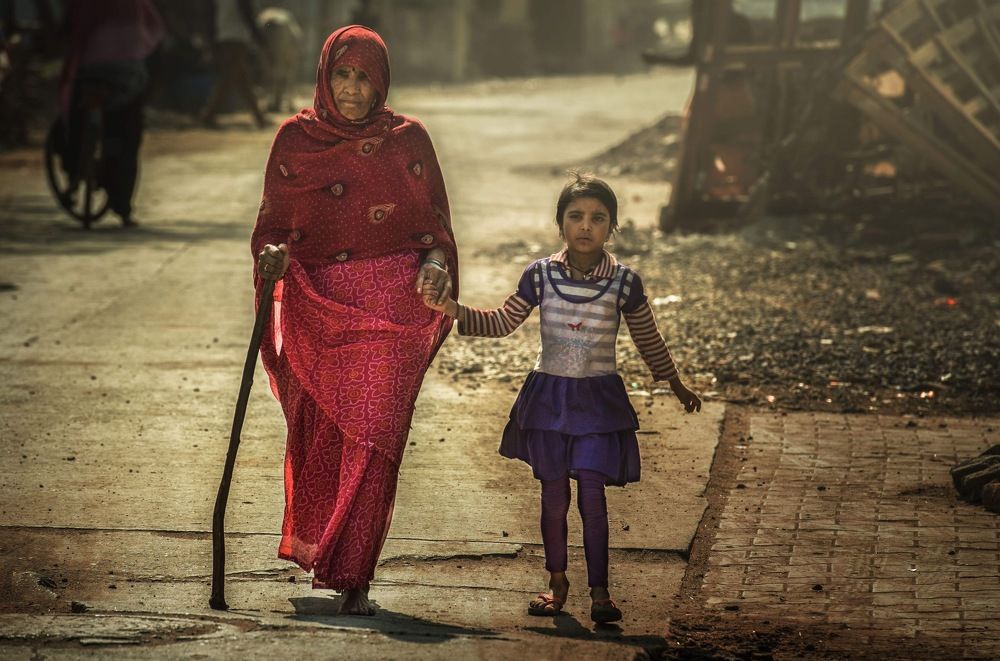 Hold my Hands Grandma