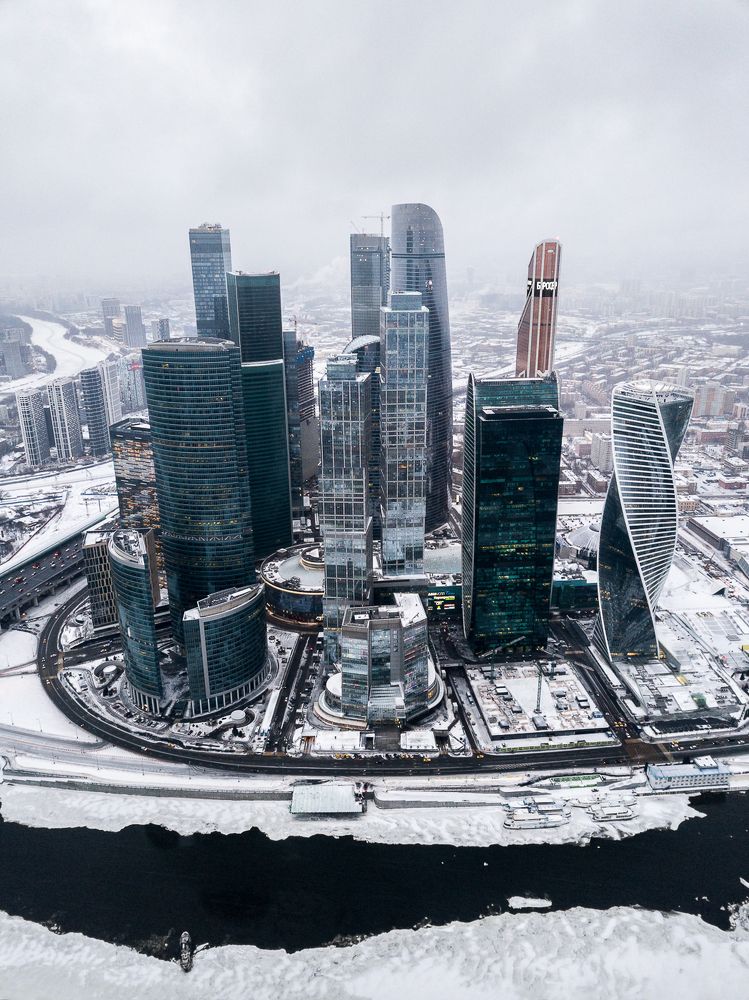 Пролетая над Москвой