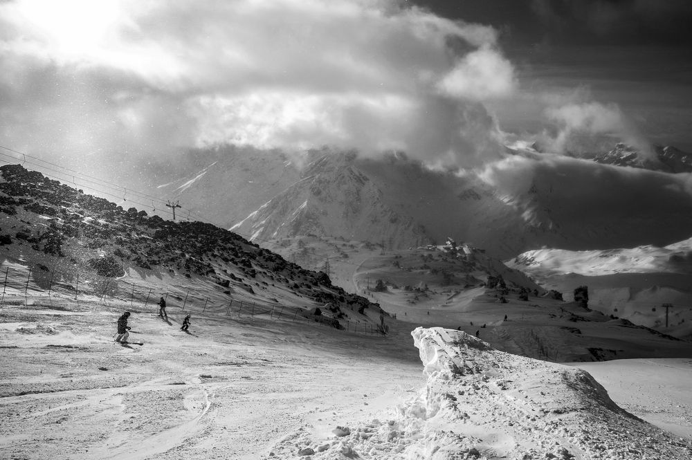 Искрящийся снег