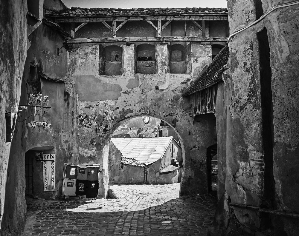 Арка одиночества