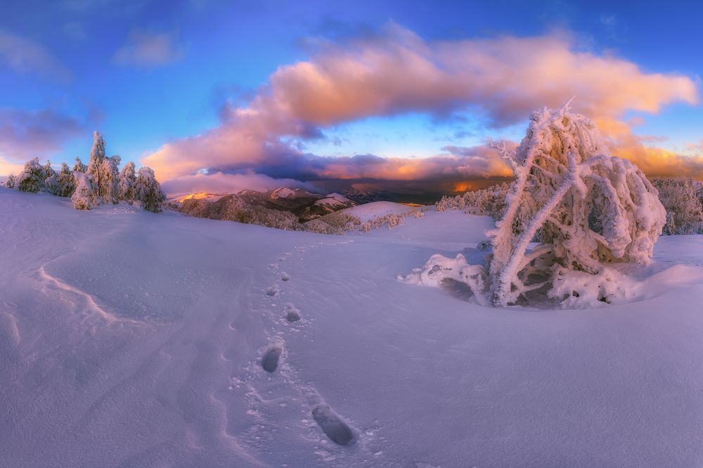 Зима в горах Крыма