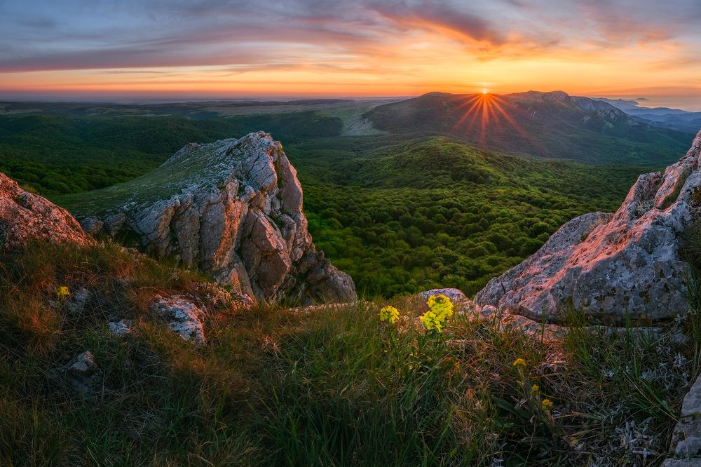 Вид с горы Тырке, Крым