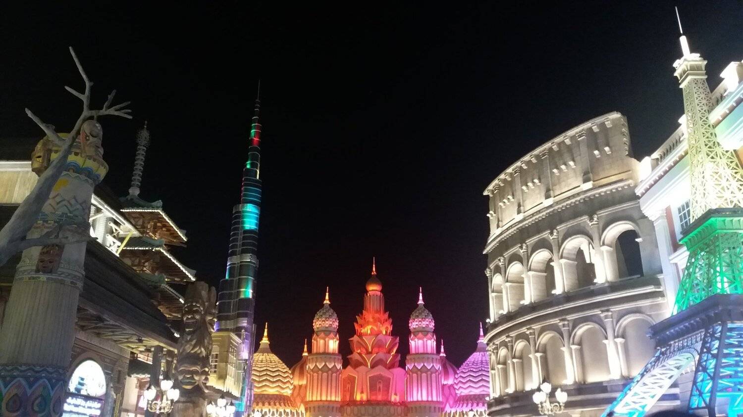 Gloval village view, Dubai