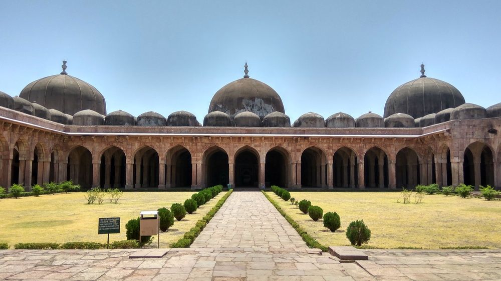 Symmetrical Architecture