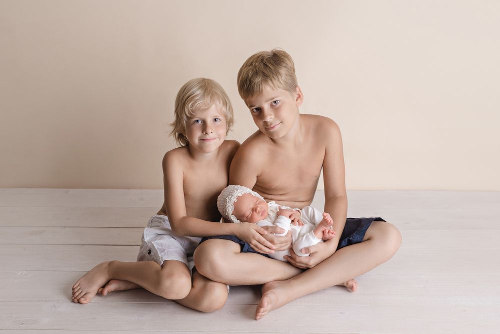 Старшие братья