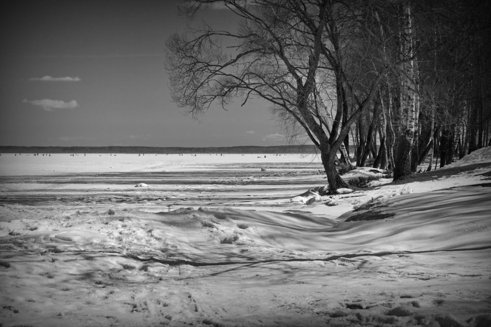 Зимнее озеро.