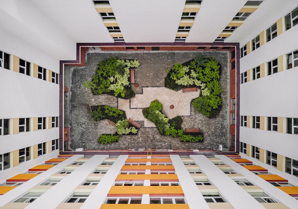 Tunnel to The Small Park