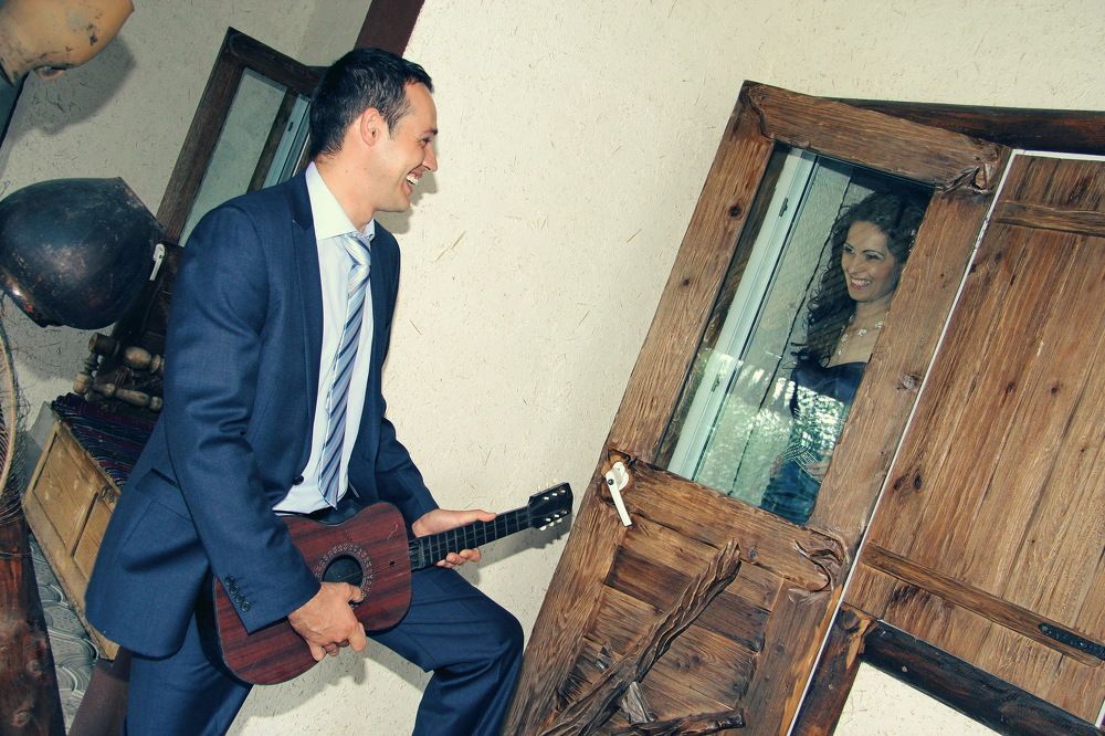 Любовь семиструнная