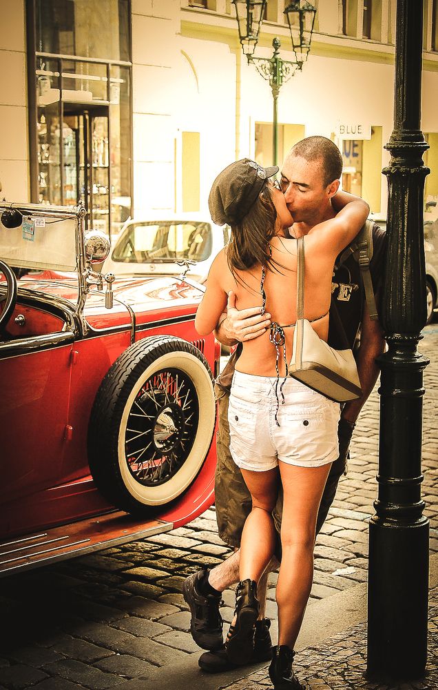 Любовь спасет мир