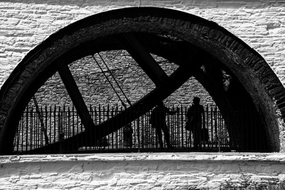Laxey shadows