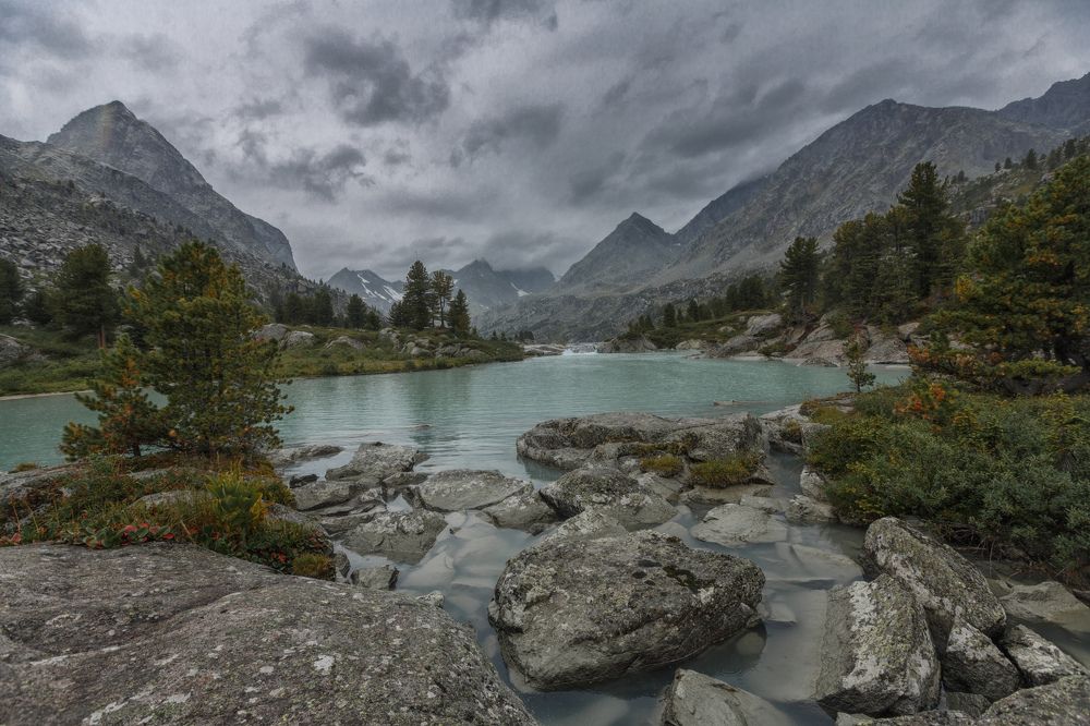 Суровое небо озера Дарашколь