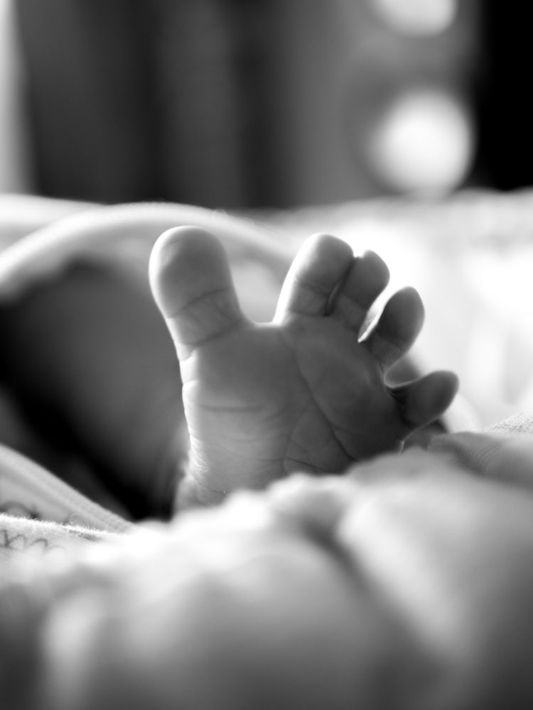 Нога никуда не ступавшего человека