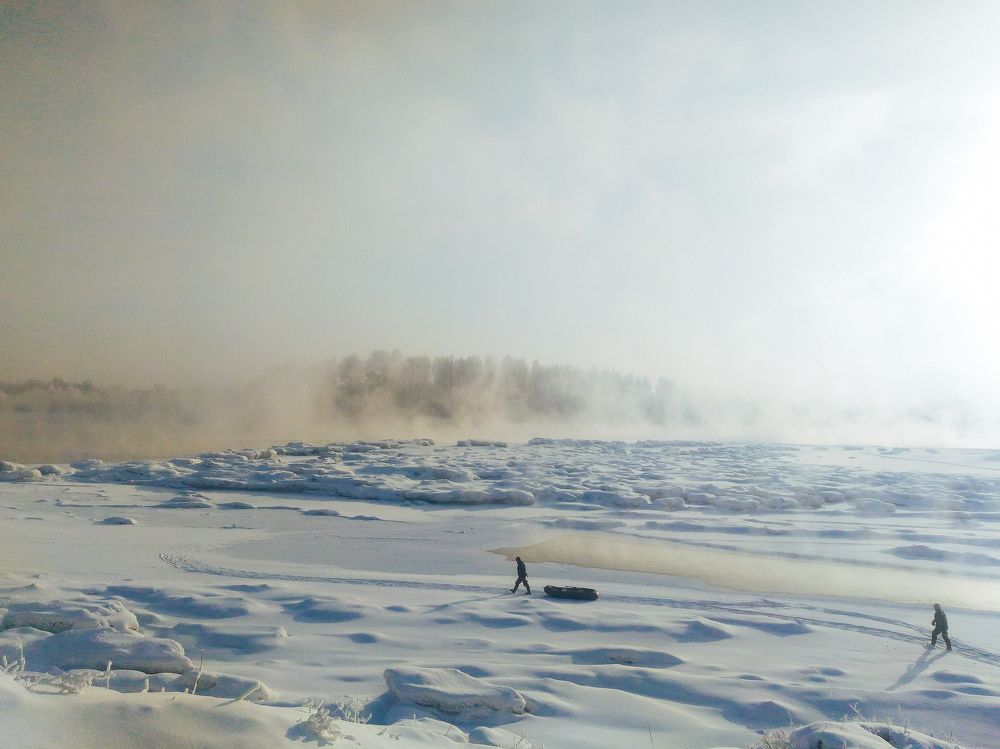 Рыбак рыбака