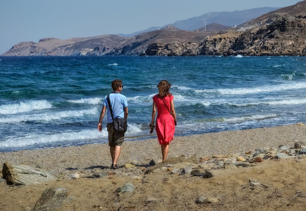 Двое и море