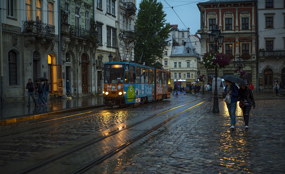 Вечерний  Львов.