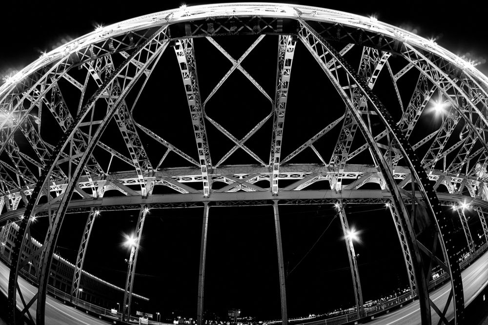 Большеохтинский в сферической системе координат