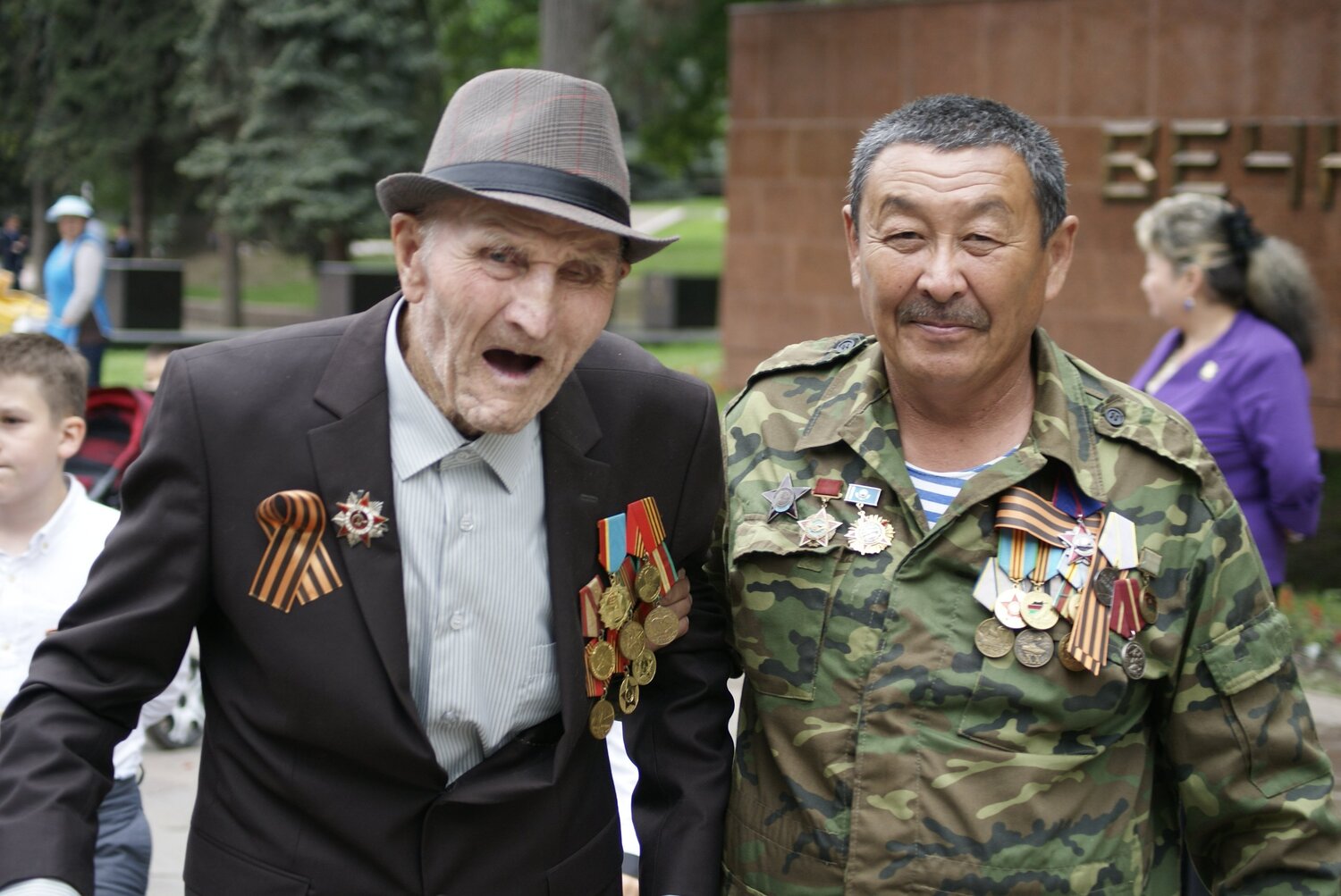 две ветераны, разные война