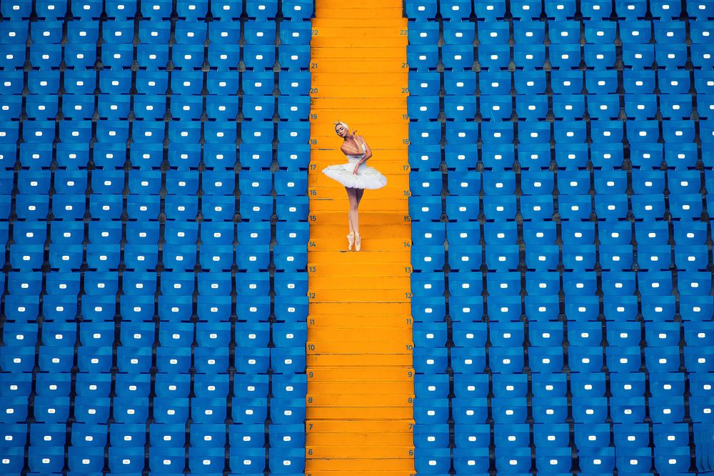 Балерина на стадионе Ростов Арена