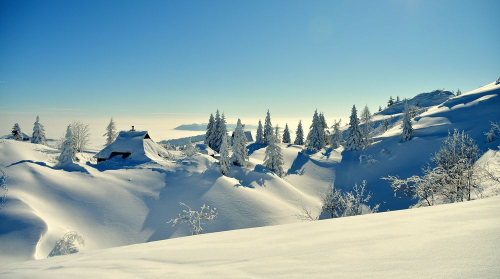 Sneg je , glej zunaj sneg je .