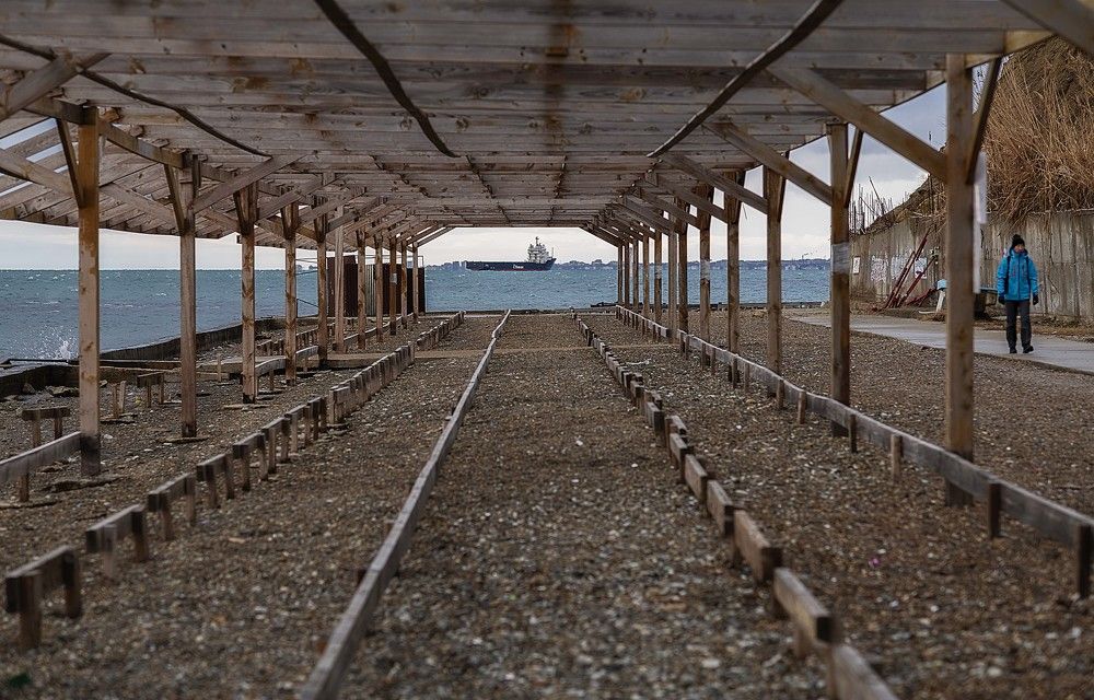 Окно в море