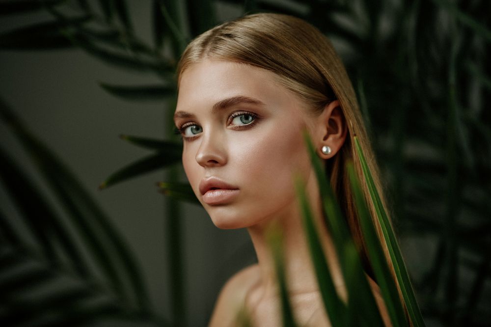 Анастасия...