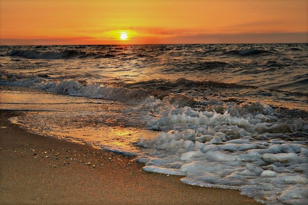 Закат на Азовском море