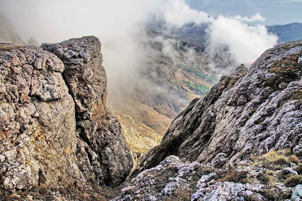 Туман на плато Караби