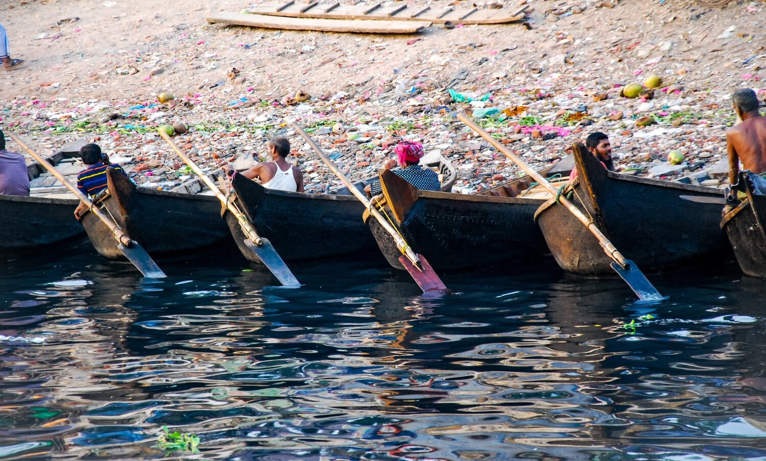 Rest of the boatman on their boats.