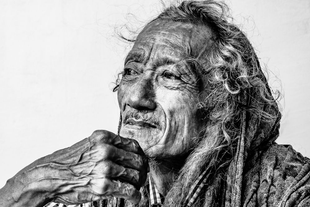 Знает что такое время.