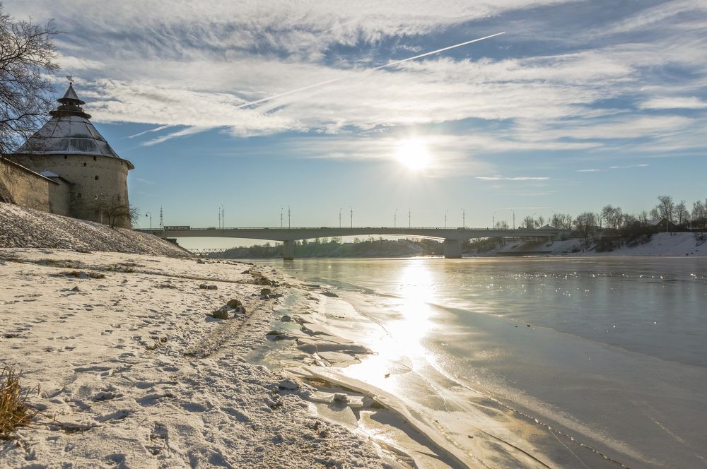 Первый ледок