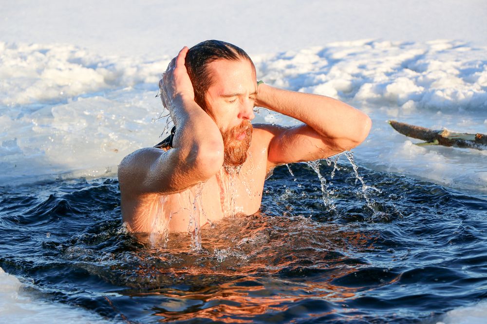 вода