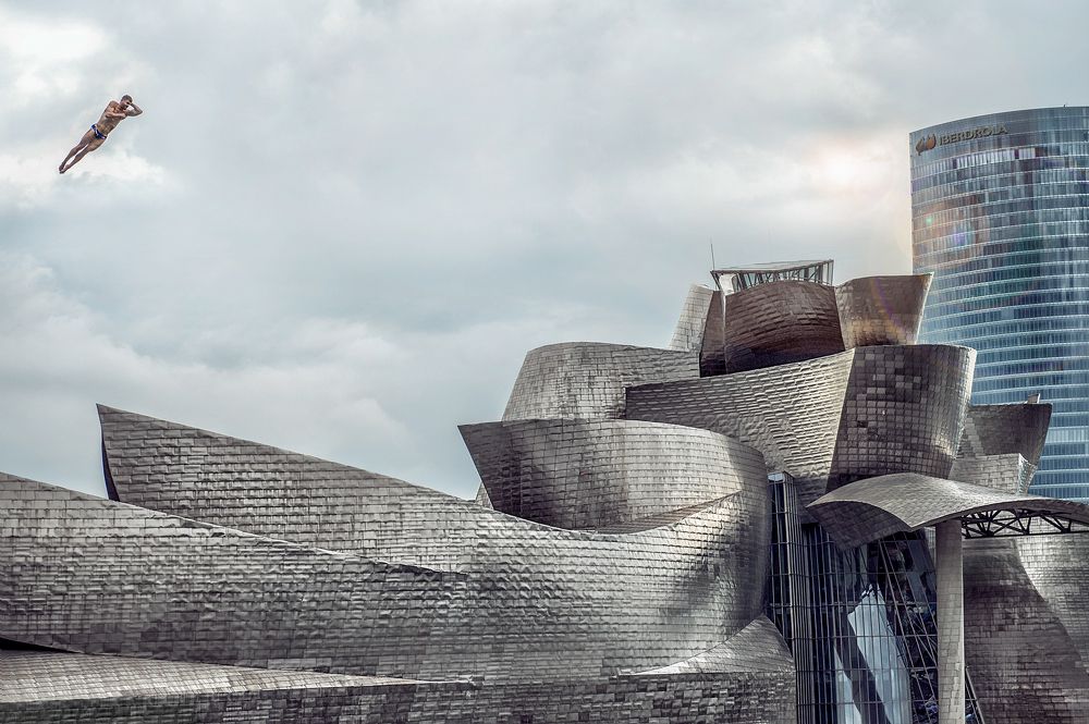 Flight between giants