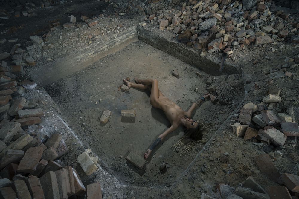 Postindustrial girl Viky