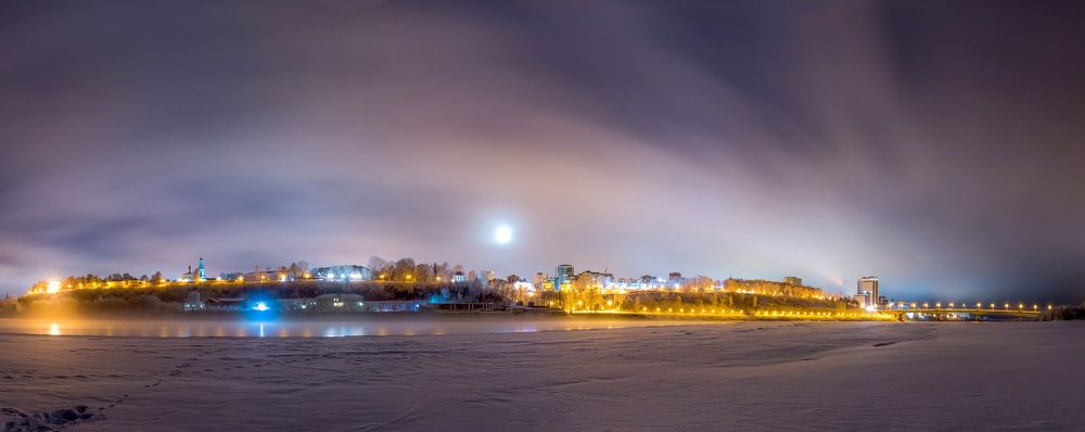 Панорама под луной.