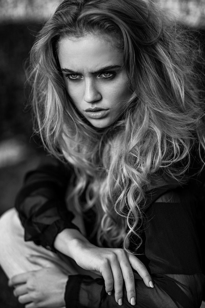 \"A strong woman looks a challenge dead in the eye and gives it a wink\"