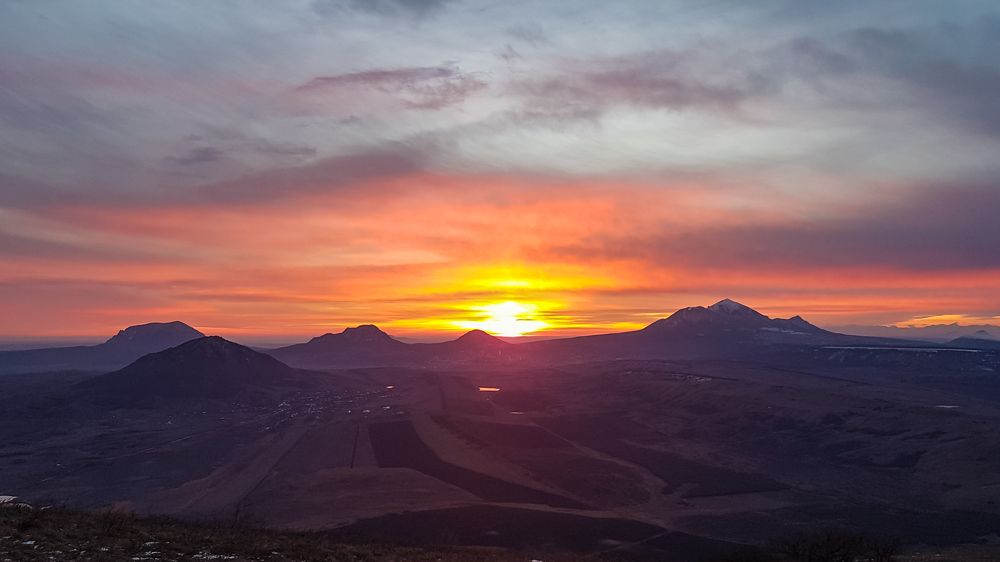 Лакколит в рассвете