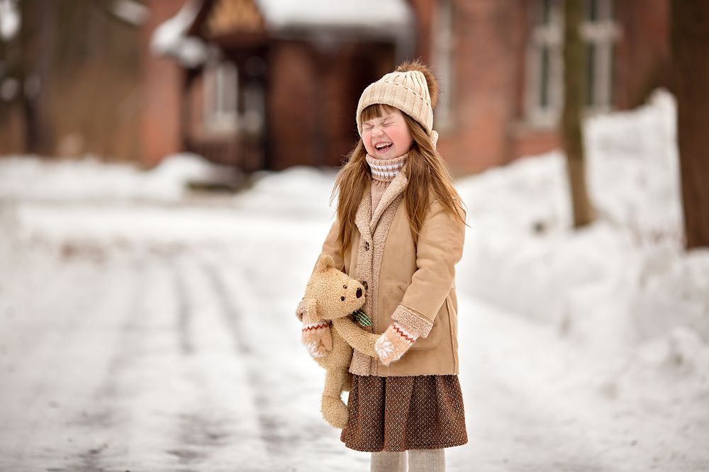 Майя и мишка