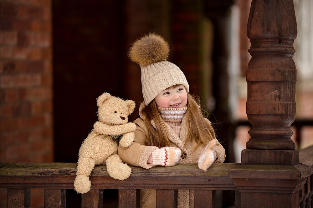 Майя и мишка