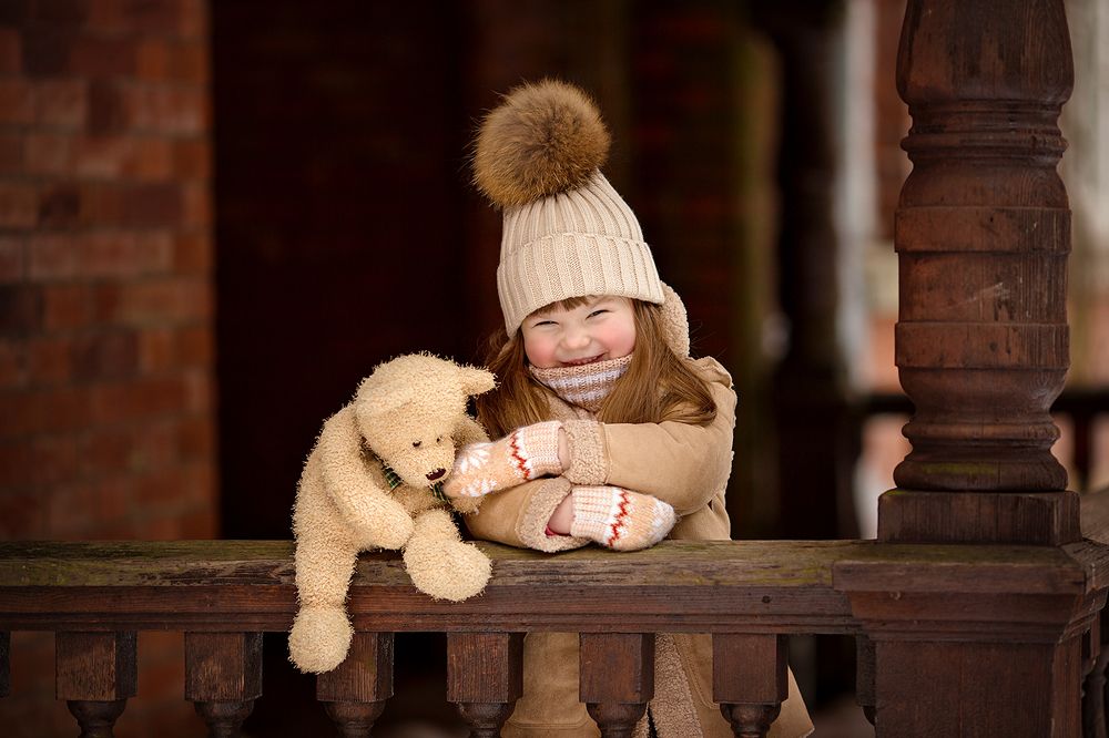 Майя и мишка