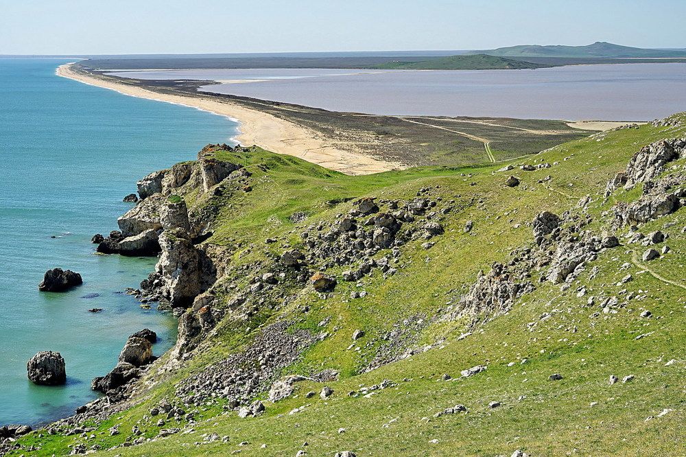 Бухта мыса Опук