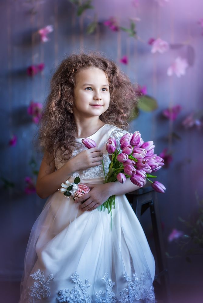 Девочка весна