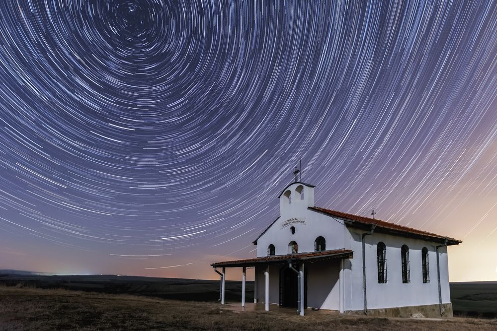 Sixty minutes of the night