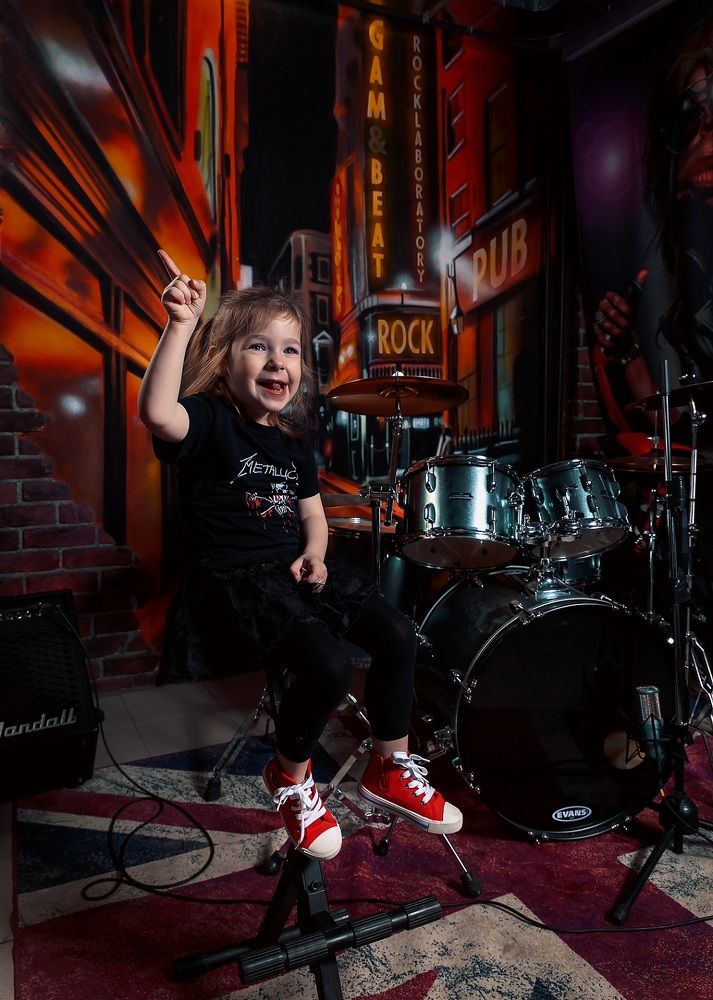 в ритме рока