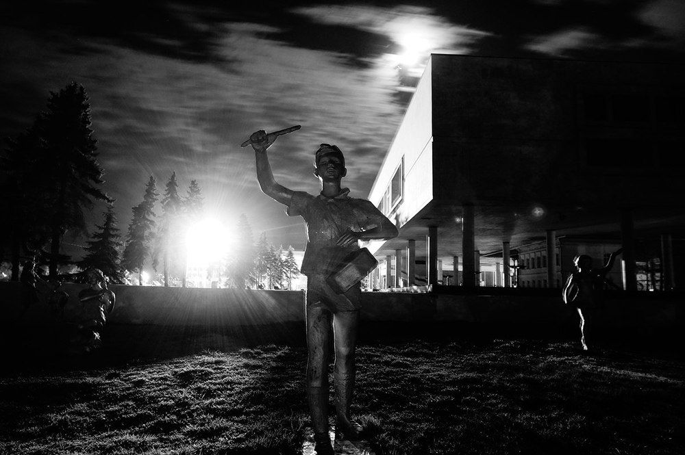 И вновь продолжается бой