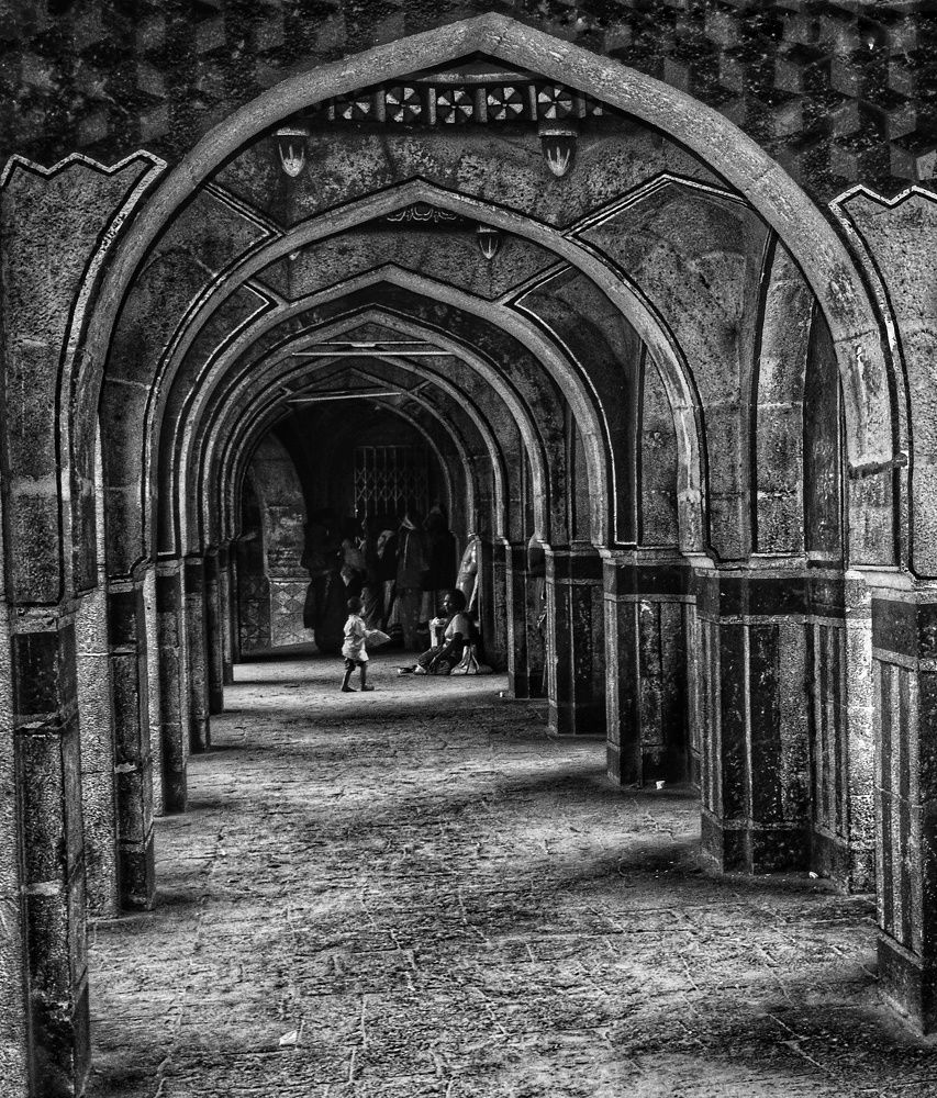 Old Architecture Inside khandoba temple in Jejuri