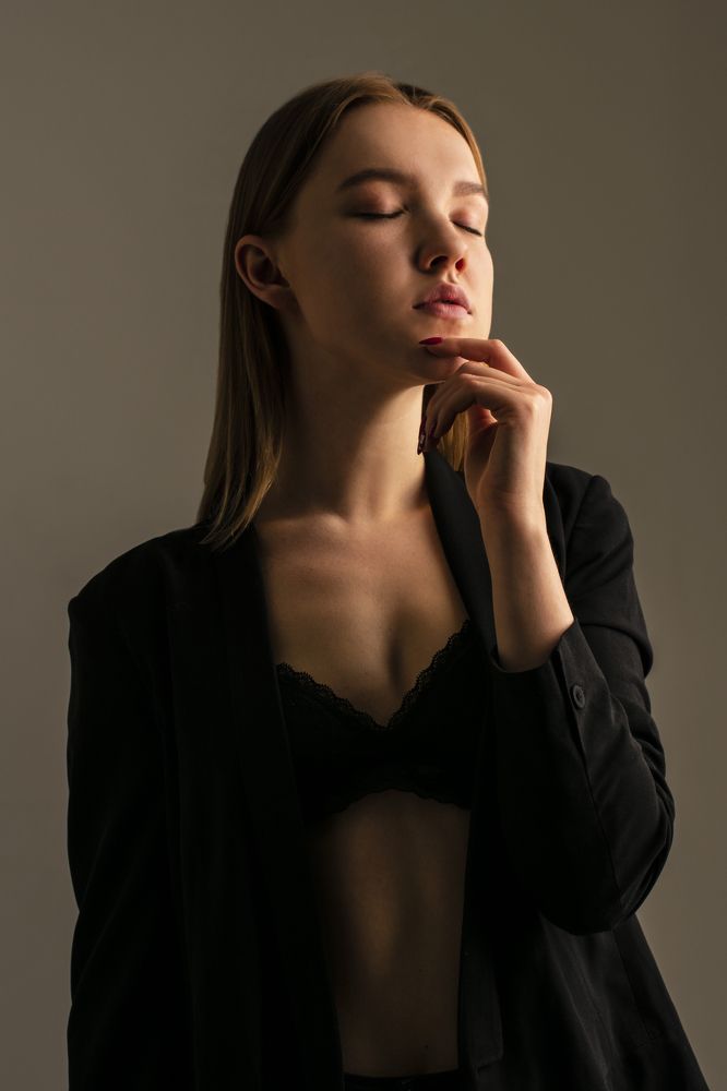 Деловая девушка