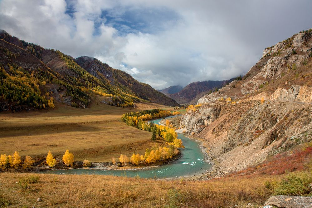 Катунь у Белого Бома
