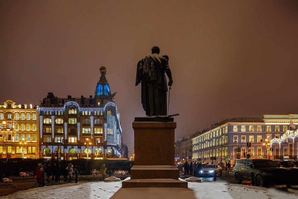 На Невском проспекте.