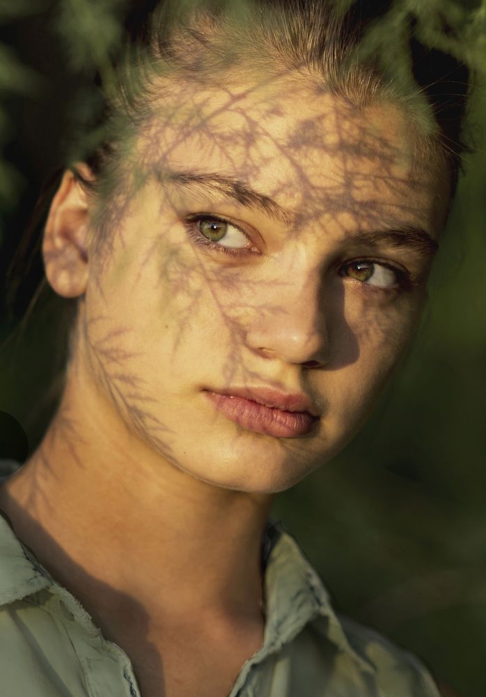 тени на лице